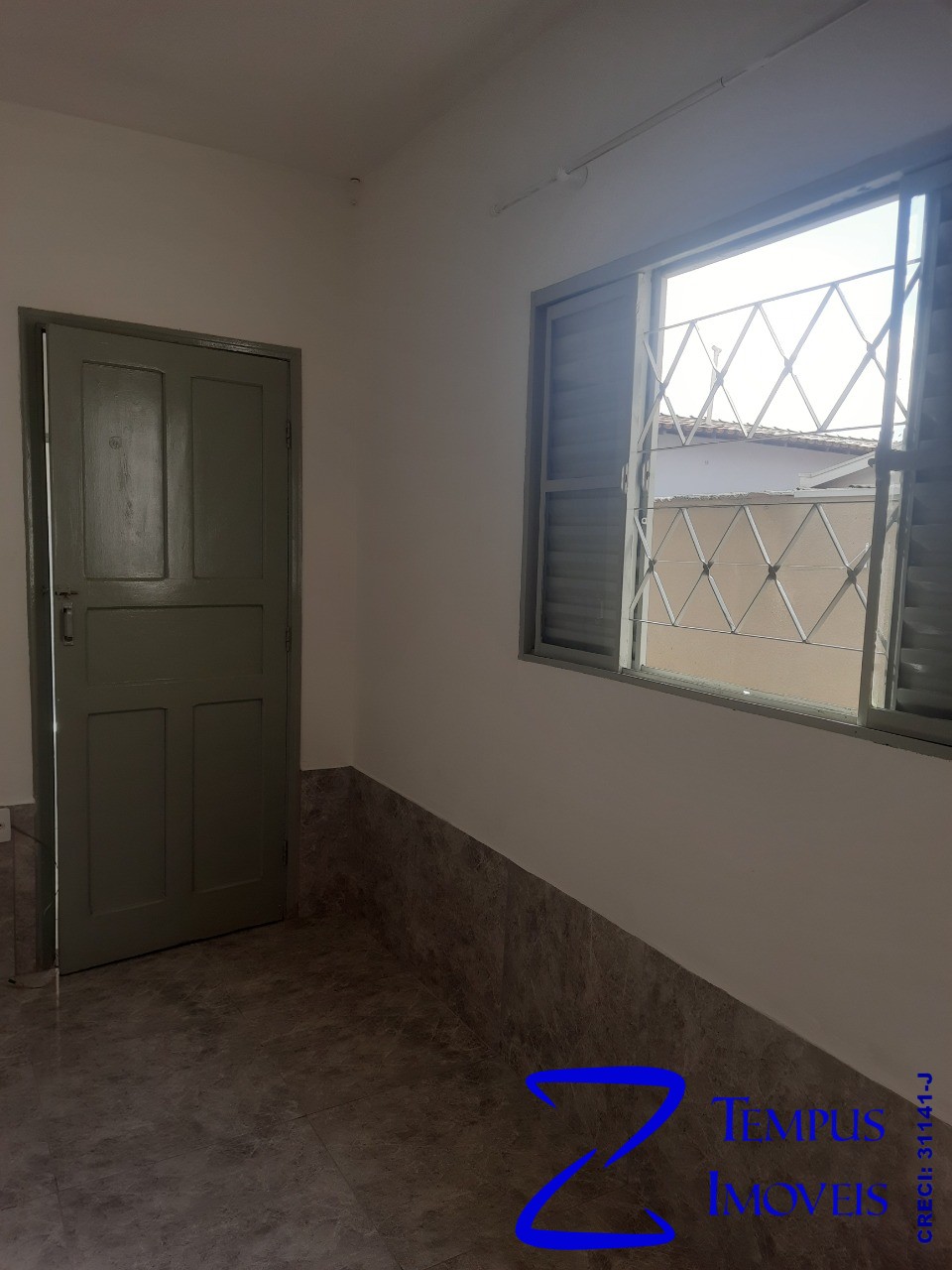 Casa para alugar com 1 quarto, 40m² - Foto 8