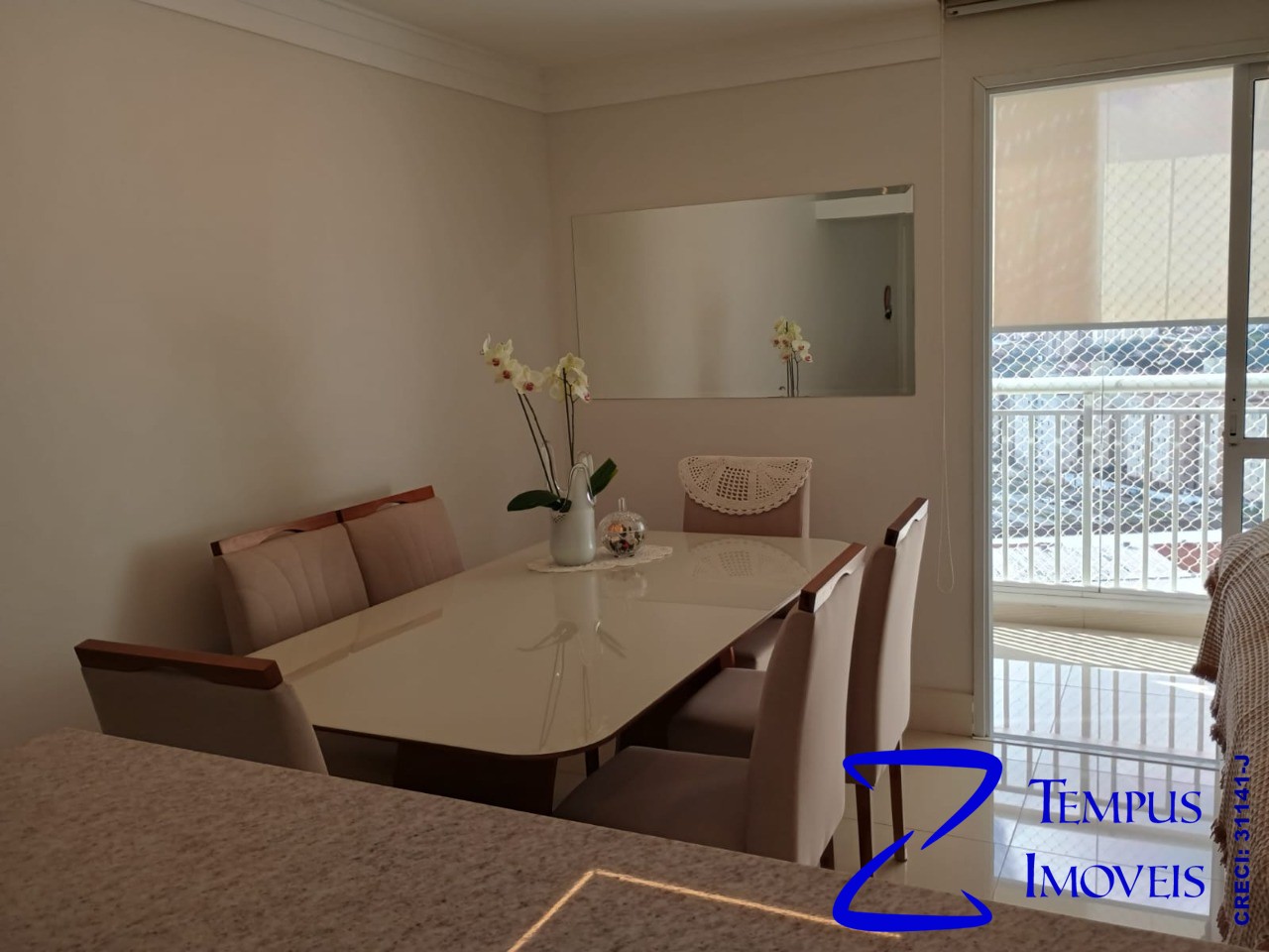 Apartamento à venda com 3 quartos, 83m² - Foto 2