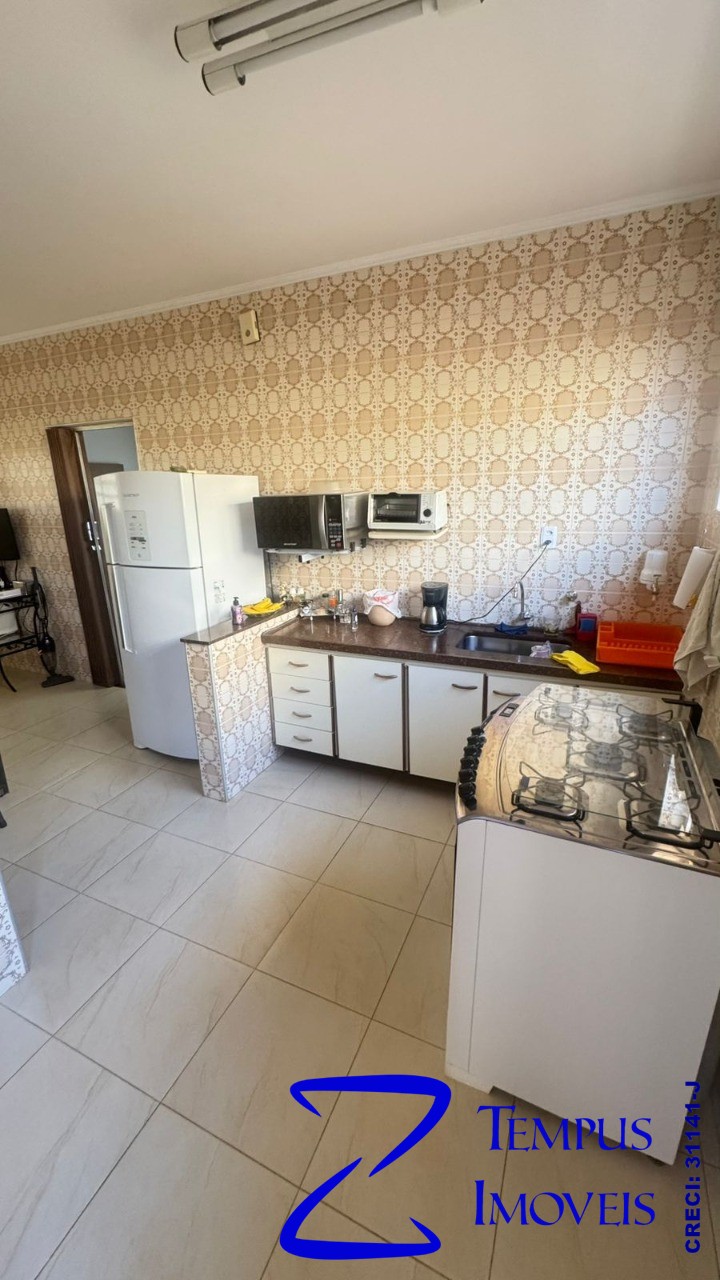 Casa à venda com 3 quartos, 162m² - Foto 10