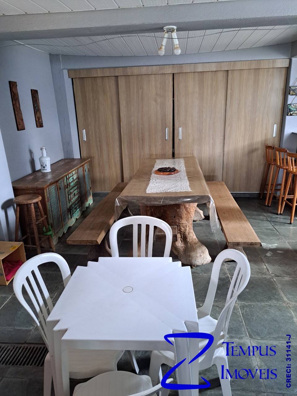 Casa, 3 quartos, 213 m² - Foto 1