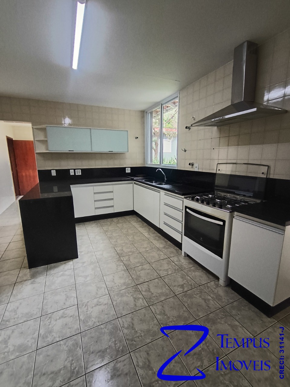 Casa, 3 quartos, 300 m² - Foto 6