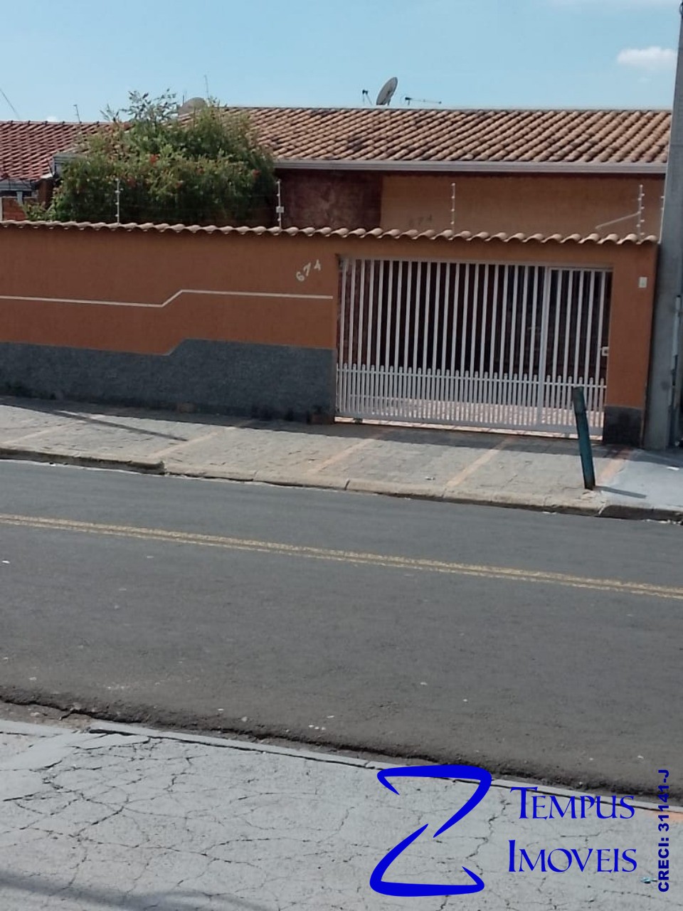 Casa, 3 quartos, 242 m² - Foto 1