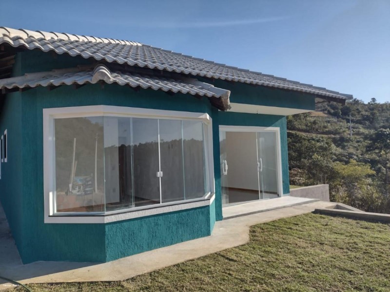 Casa para Comprar em ALBUQUERQUE - TERESÓPOLIS - RJ