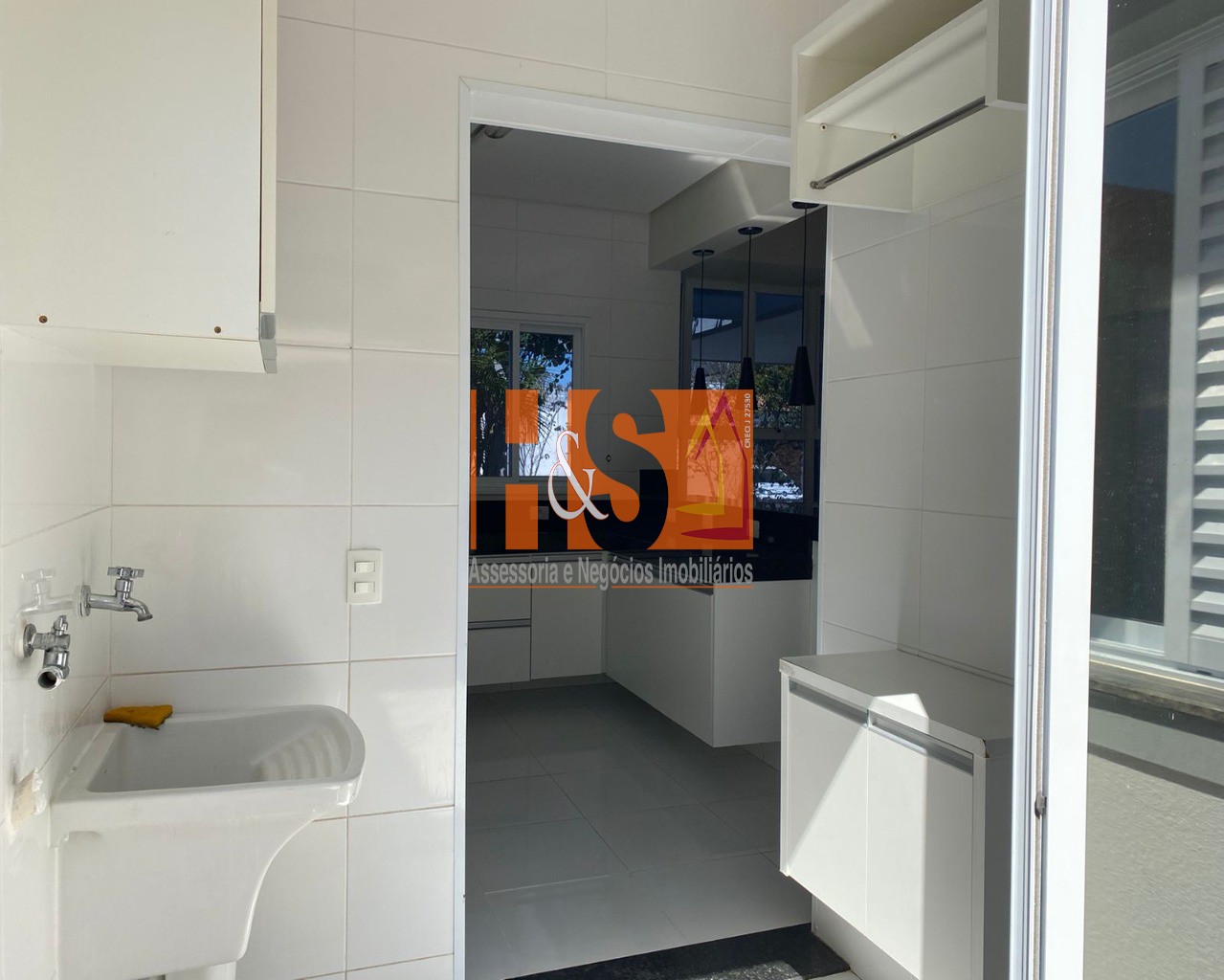 Casa de Condomínio para alugar com 3 quartos, 150m² - Foto 6