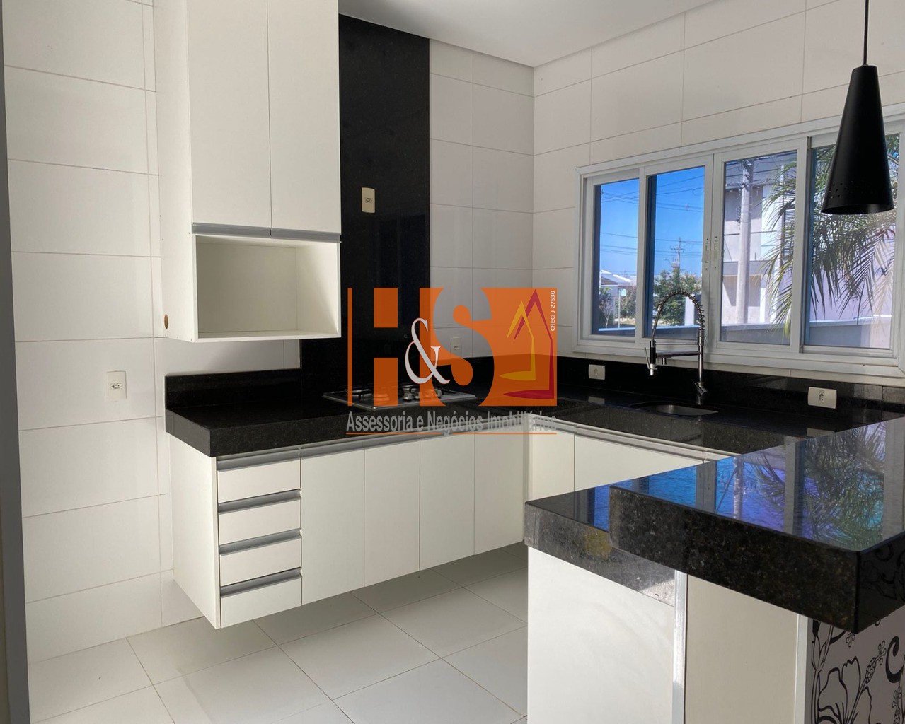 Casa de Condomínio para alugar com 3 quartos, 150m² - Foto 5