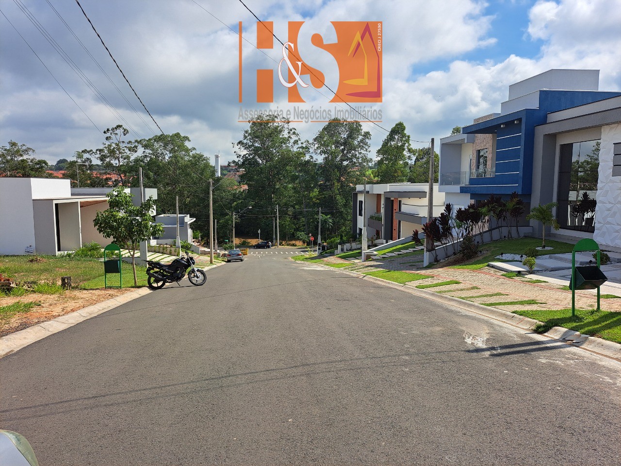 Terreno, 300 m² - Foto 1