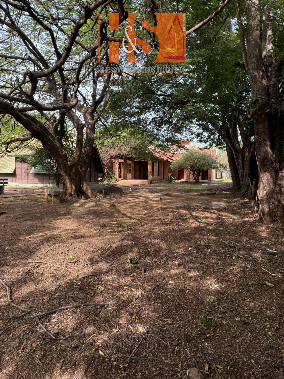 Chácara à venda com 1 quarto, 2492m² - Foto 18