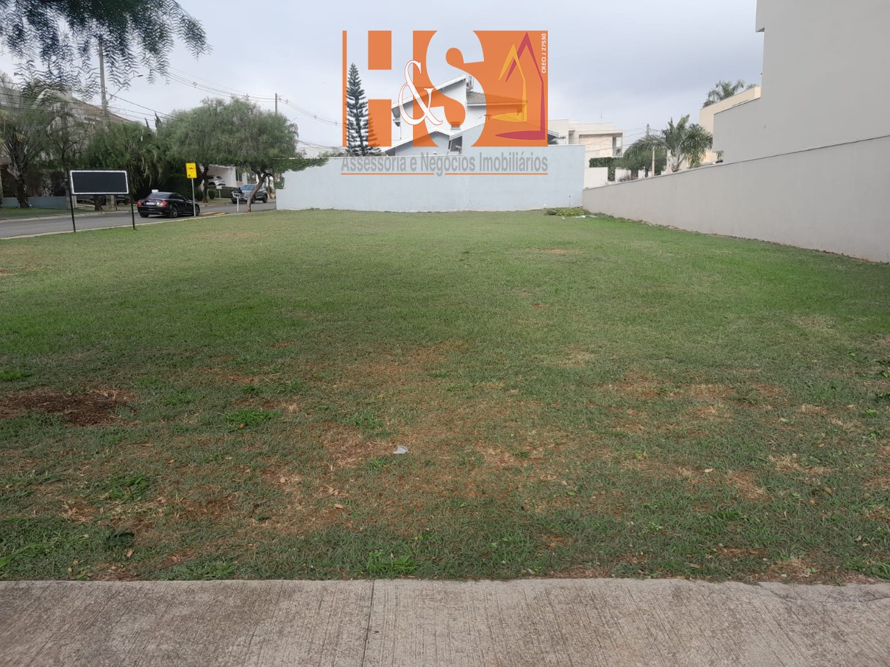 Terreno à venda, 640m² - Foto 1