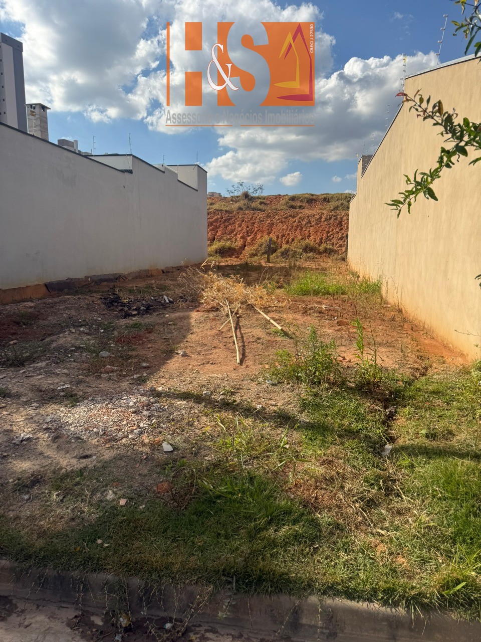 Terreno, 152 m² - Foto 1