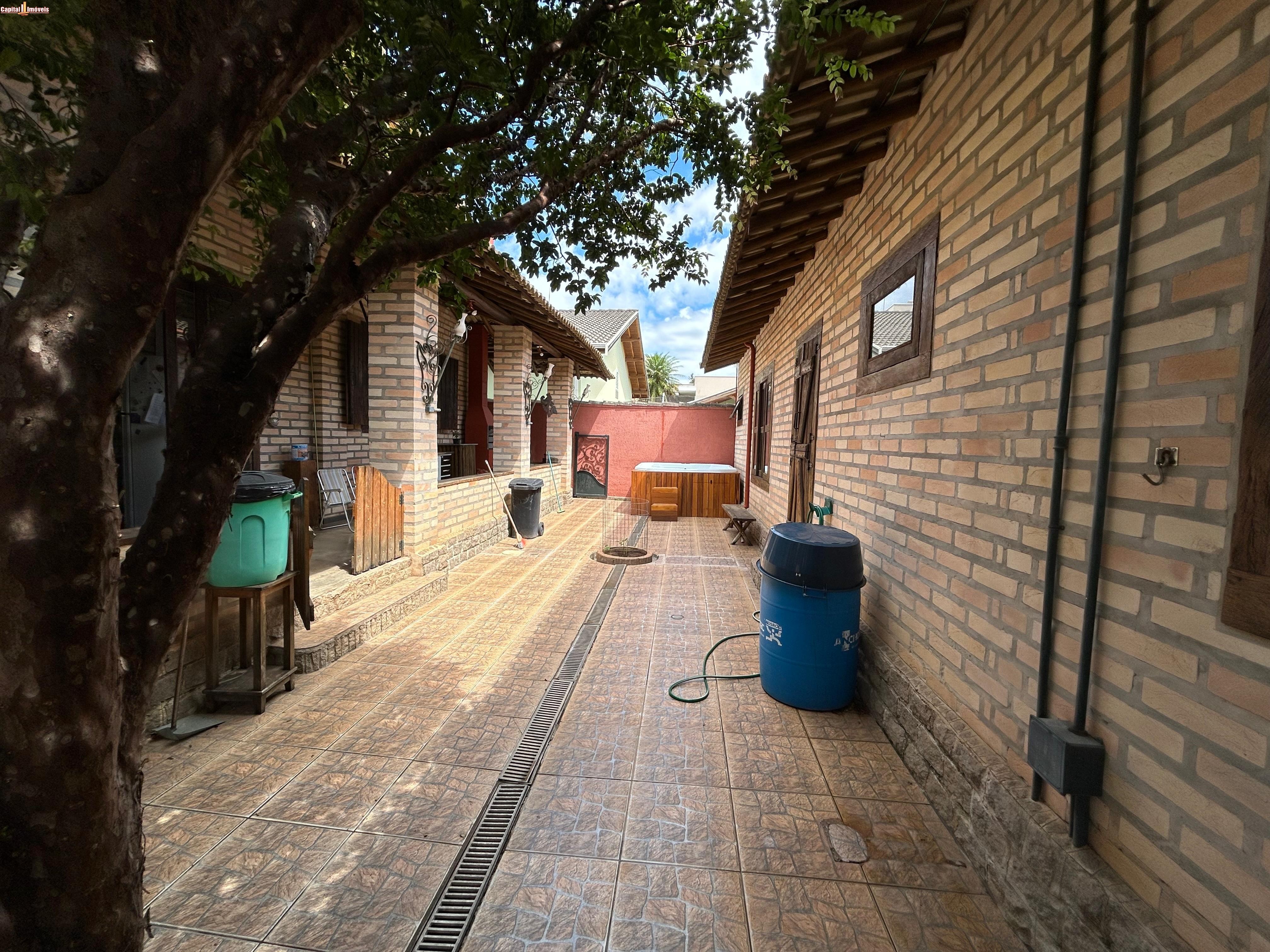 Casa, 3 quartos, 256 m² - Foto 28