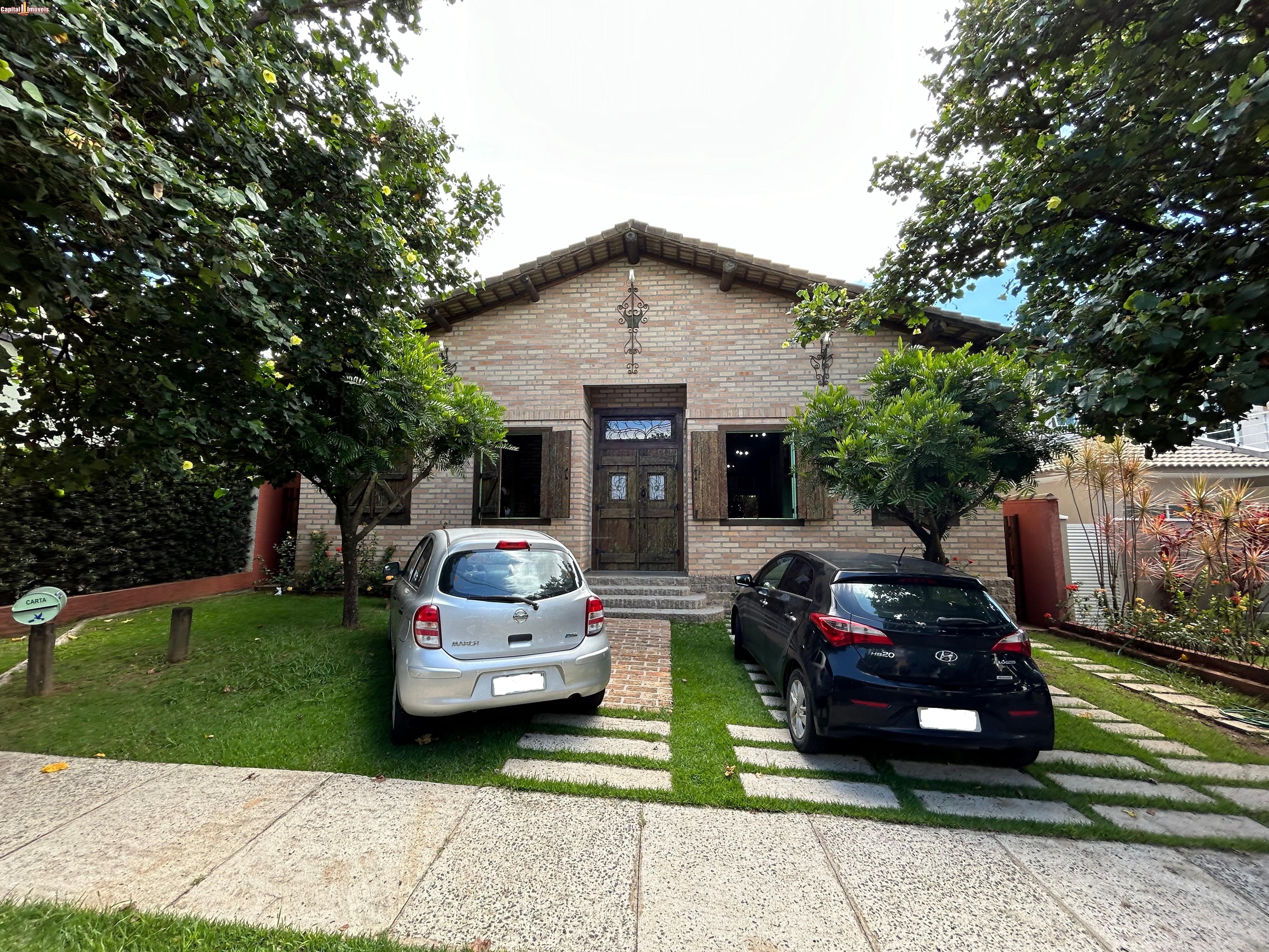 Casa, 3 quartos, 256 m² - Foto 1
