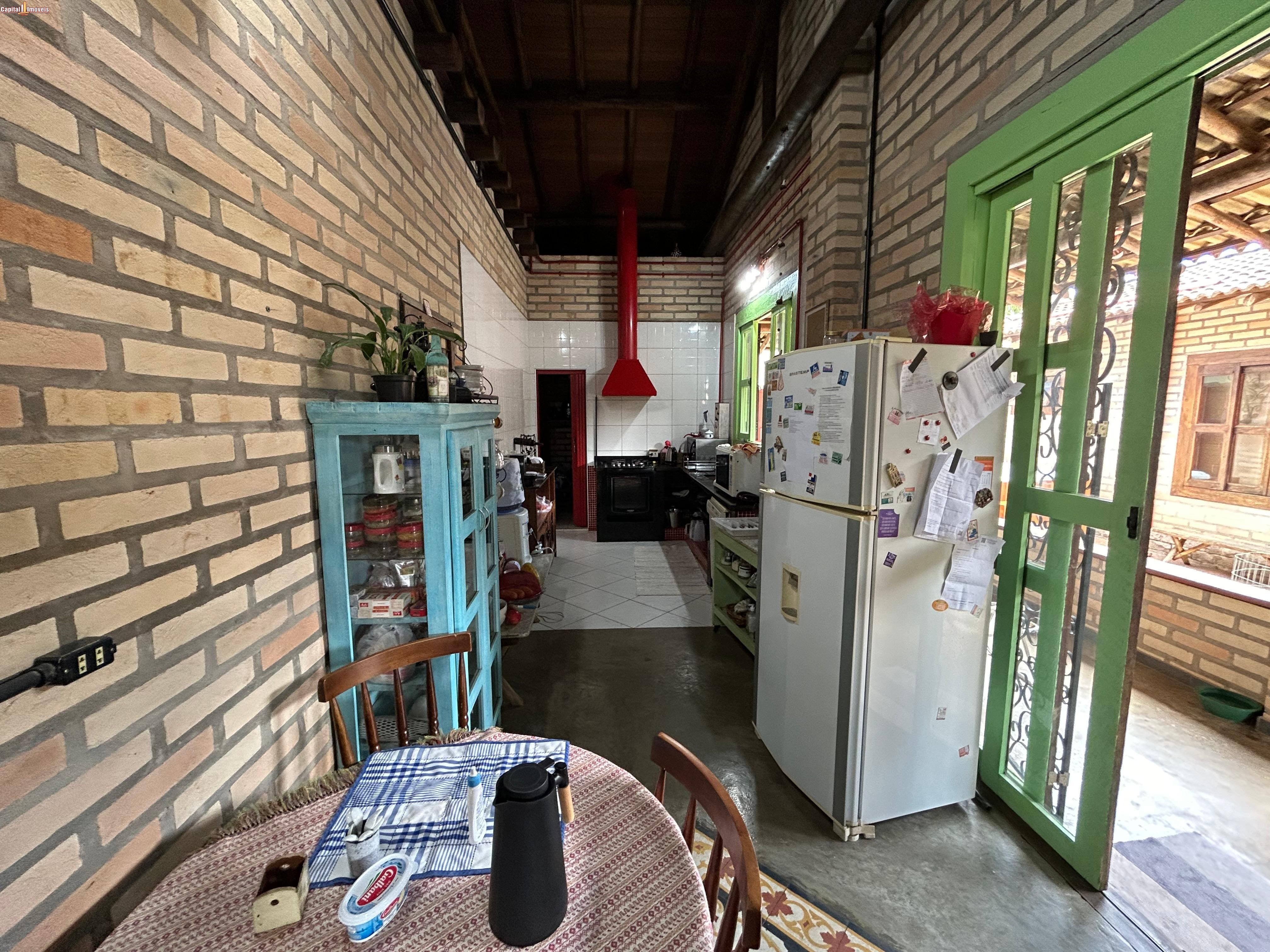 Casa, 3 quartos, 256 m² - Foto 4