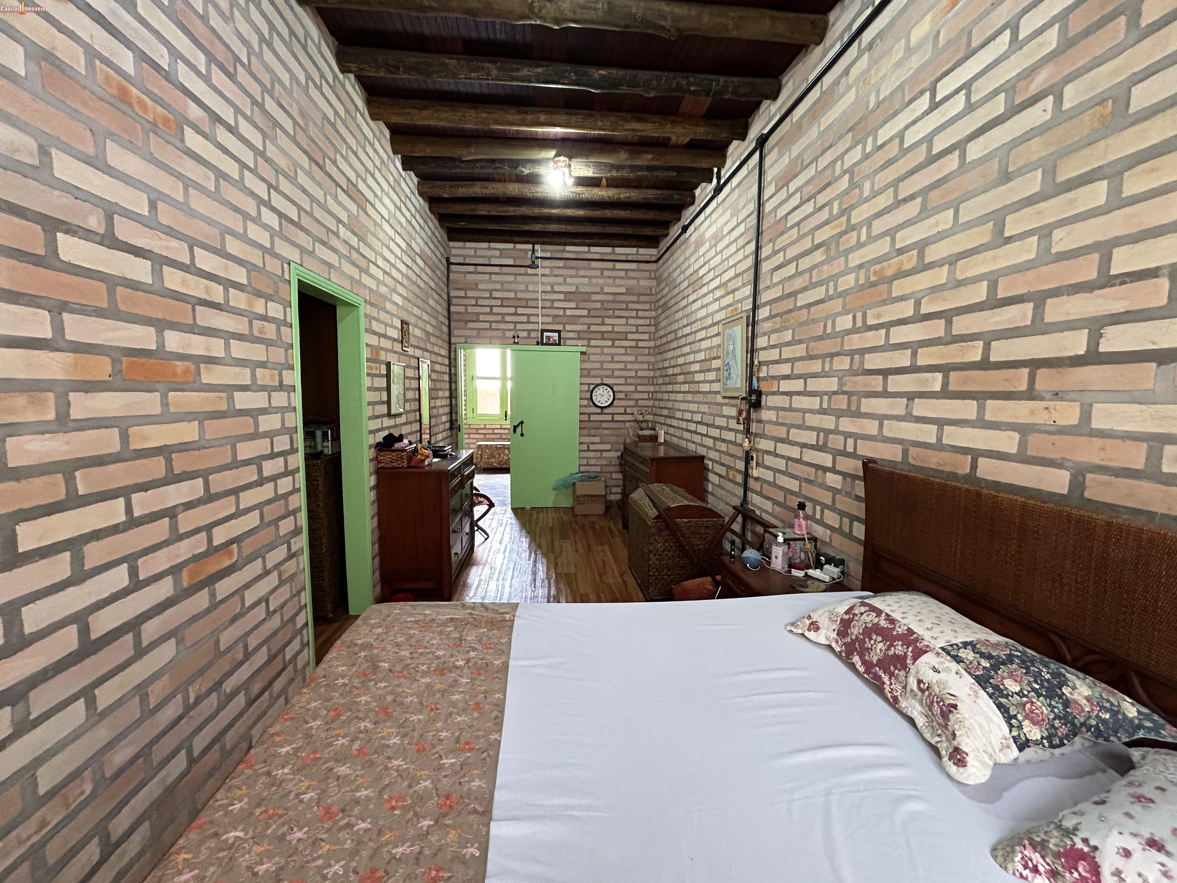 Casa, 3 quartos, 256 m² - Foto 13