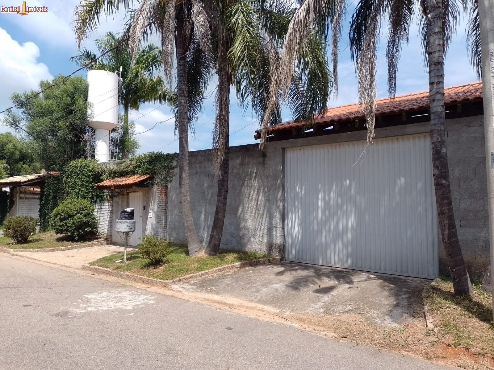 Chácara, 2 quartos, 1045 m² - Foto 1