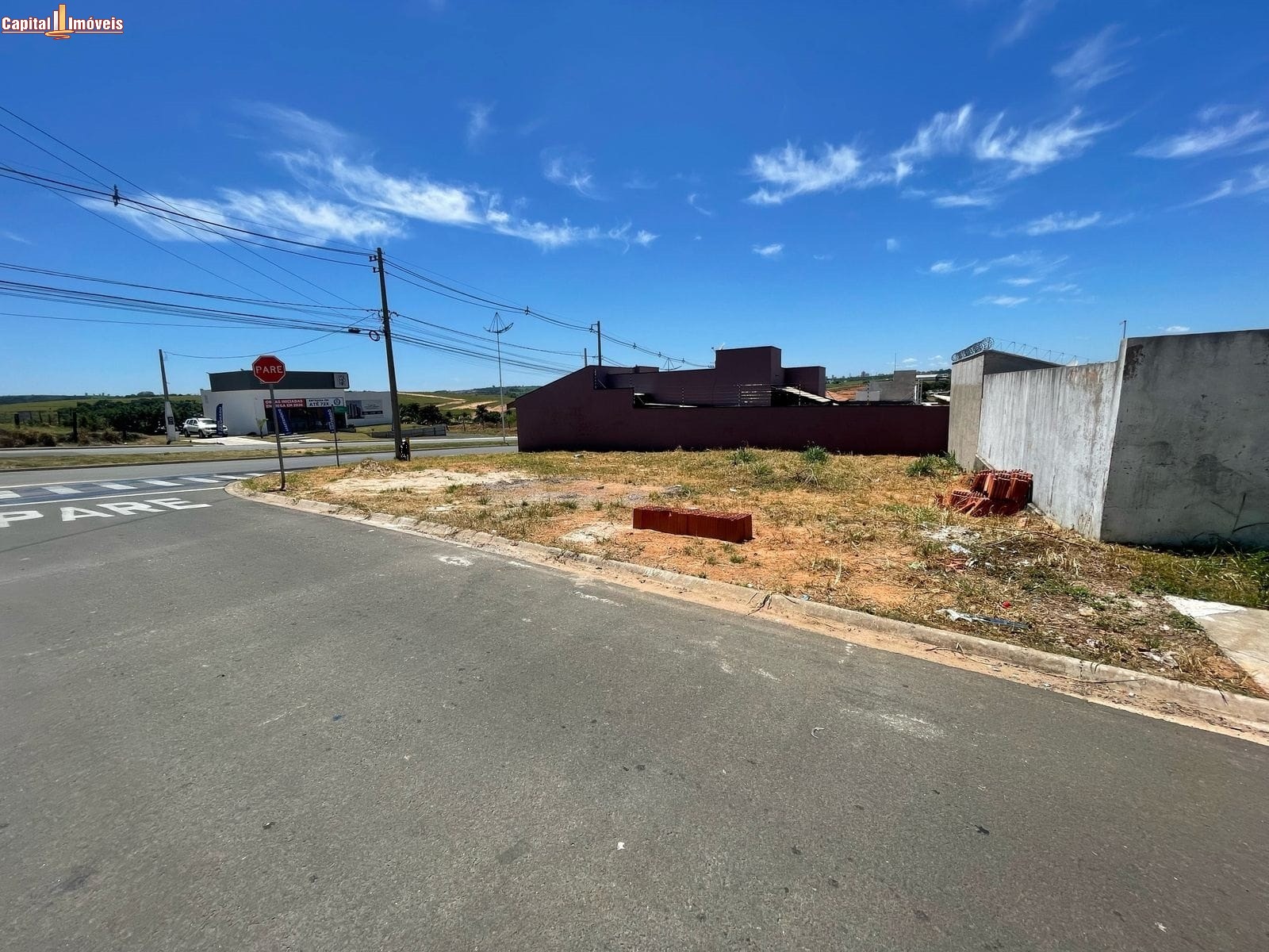 Loteamento e Condomínio, 299 m² - Foto 1