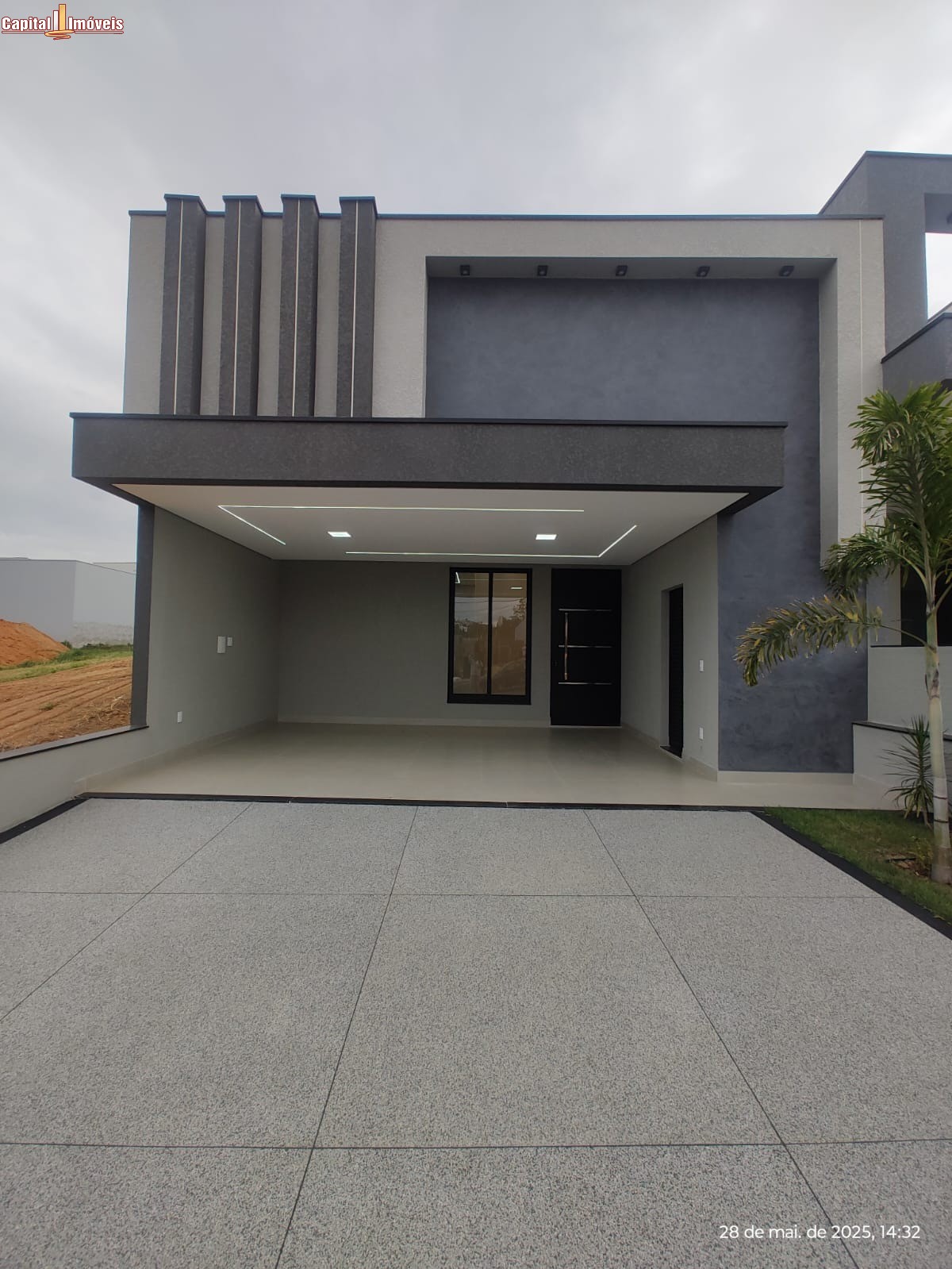 Casa, 3 quartos, 131 m² - Foto 1