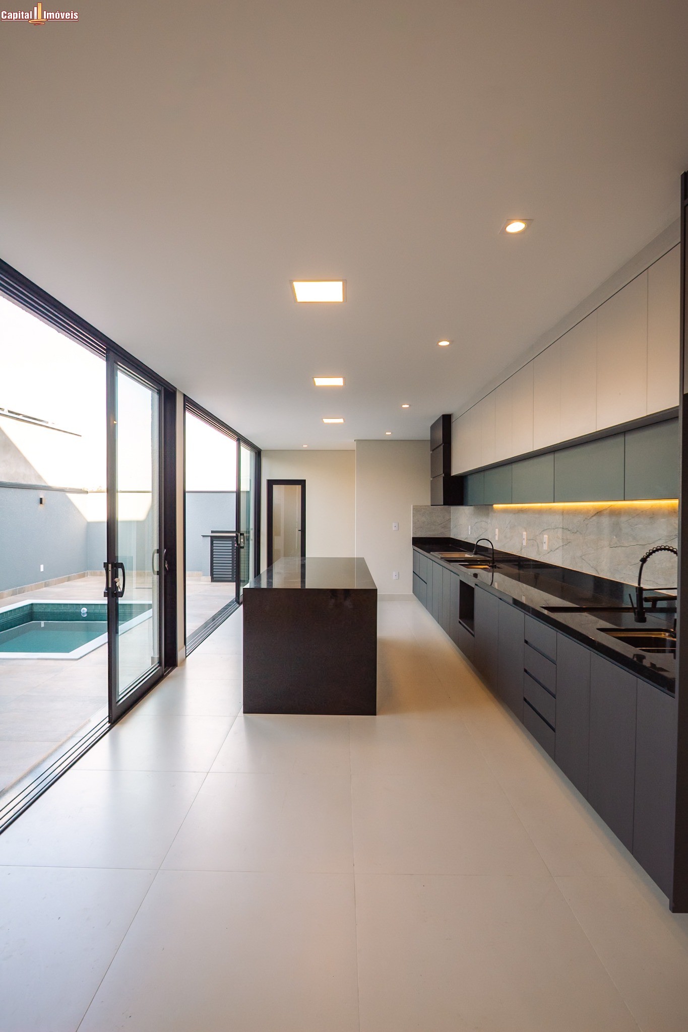 Casa, 3 quartos, 222 m² - Foto 13