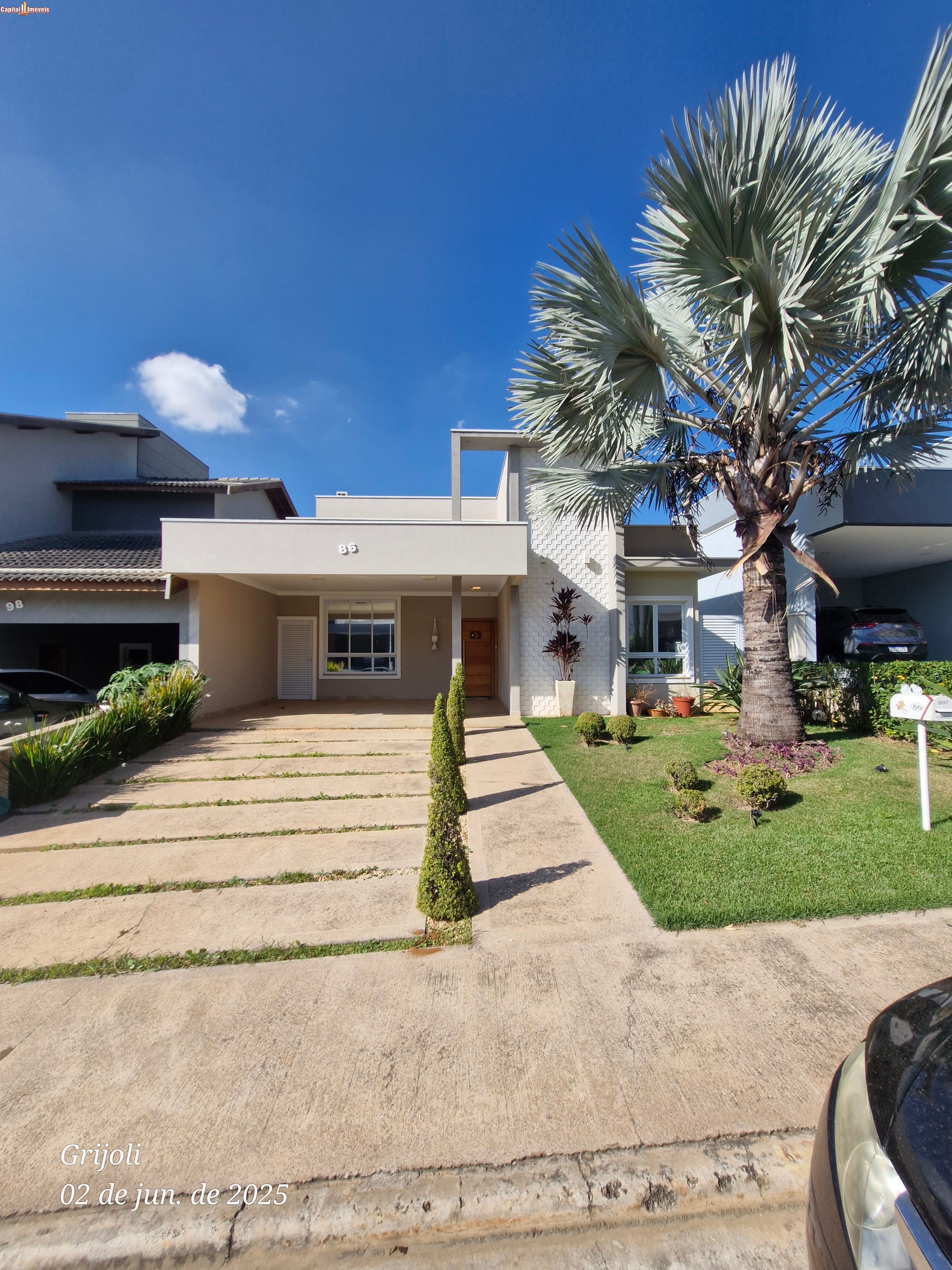 Casa, 3 quartos, 168 m² - Foto 2