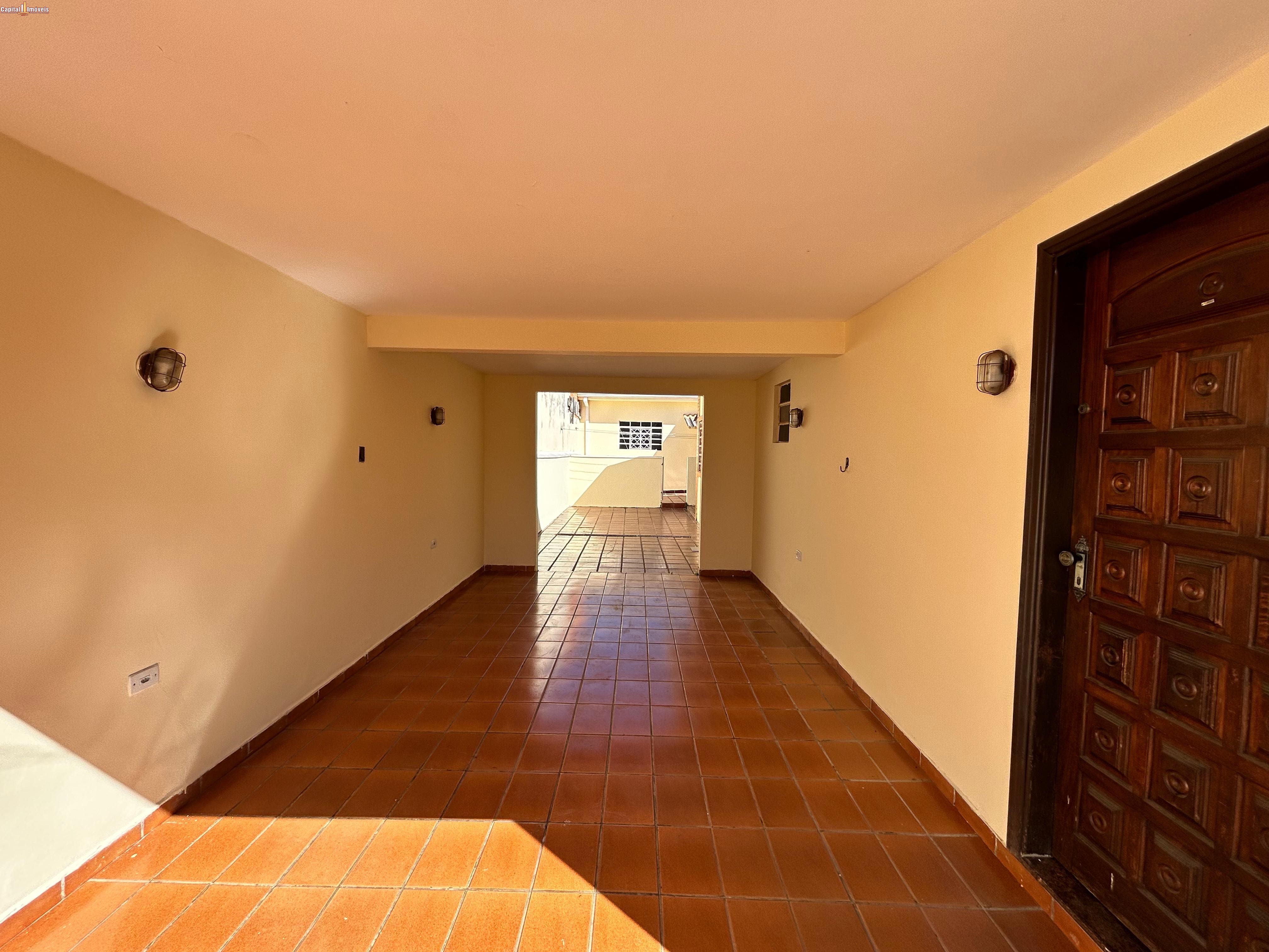 Casa, 3 quartos, 130 m² - Foto 2