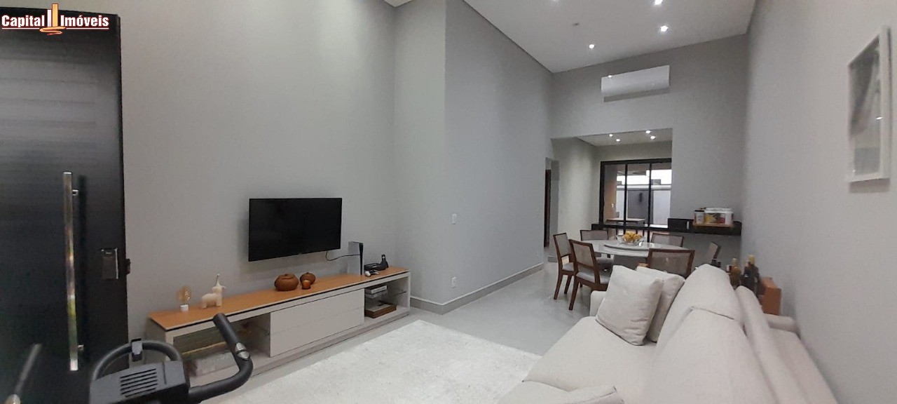 Casa, 3 quartos, 236 m² - Foto 2