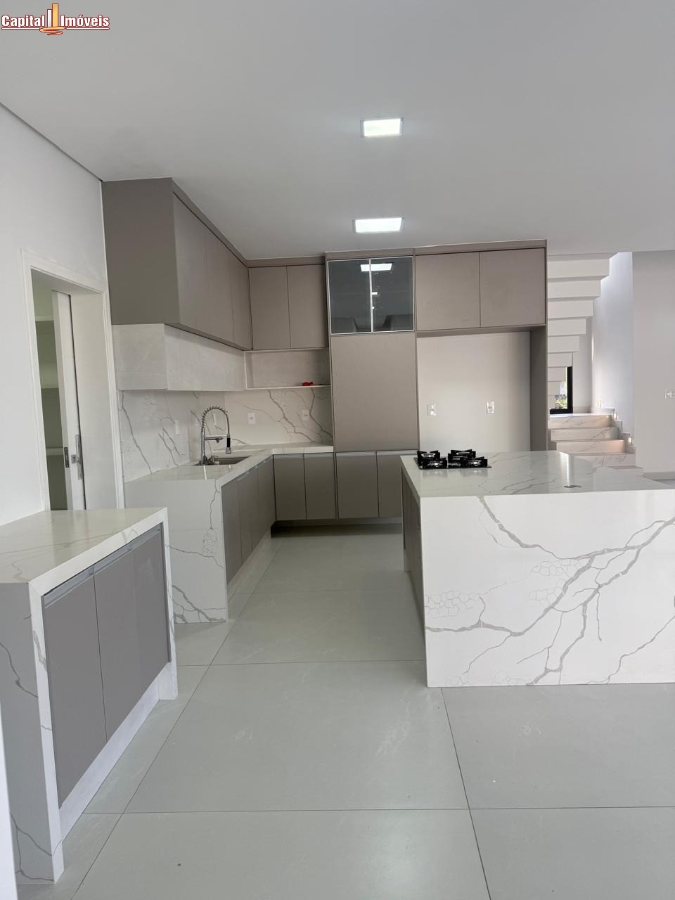 Casa, 3 quartos, 328 m² - Foto 7
