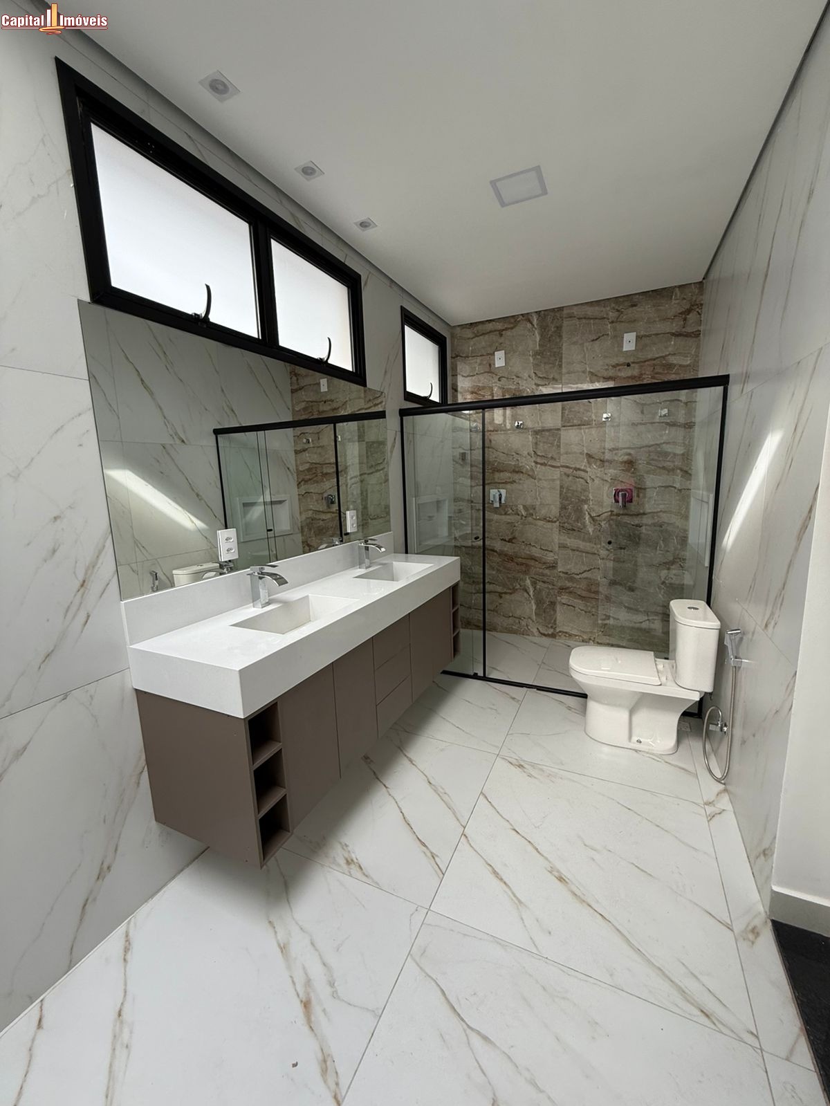 Casa, 3 quartos, 328 m² - Foto 25
