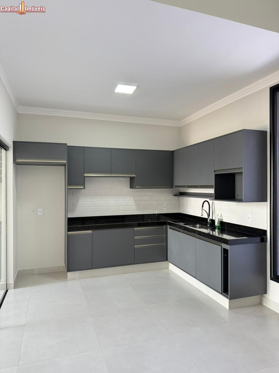Casa, 3 quartos, 200 m² - Foto 2