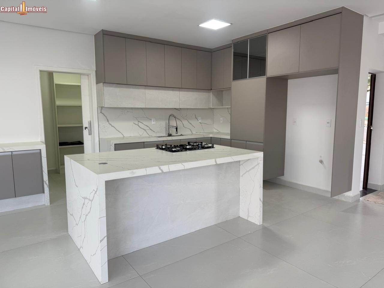 Casa, 3 quartos, 328 m² - Foto 8