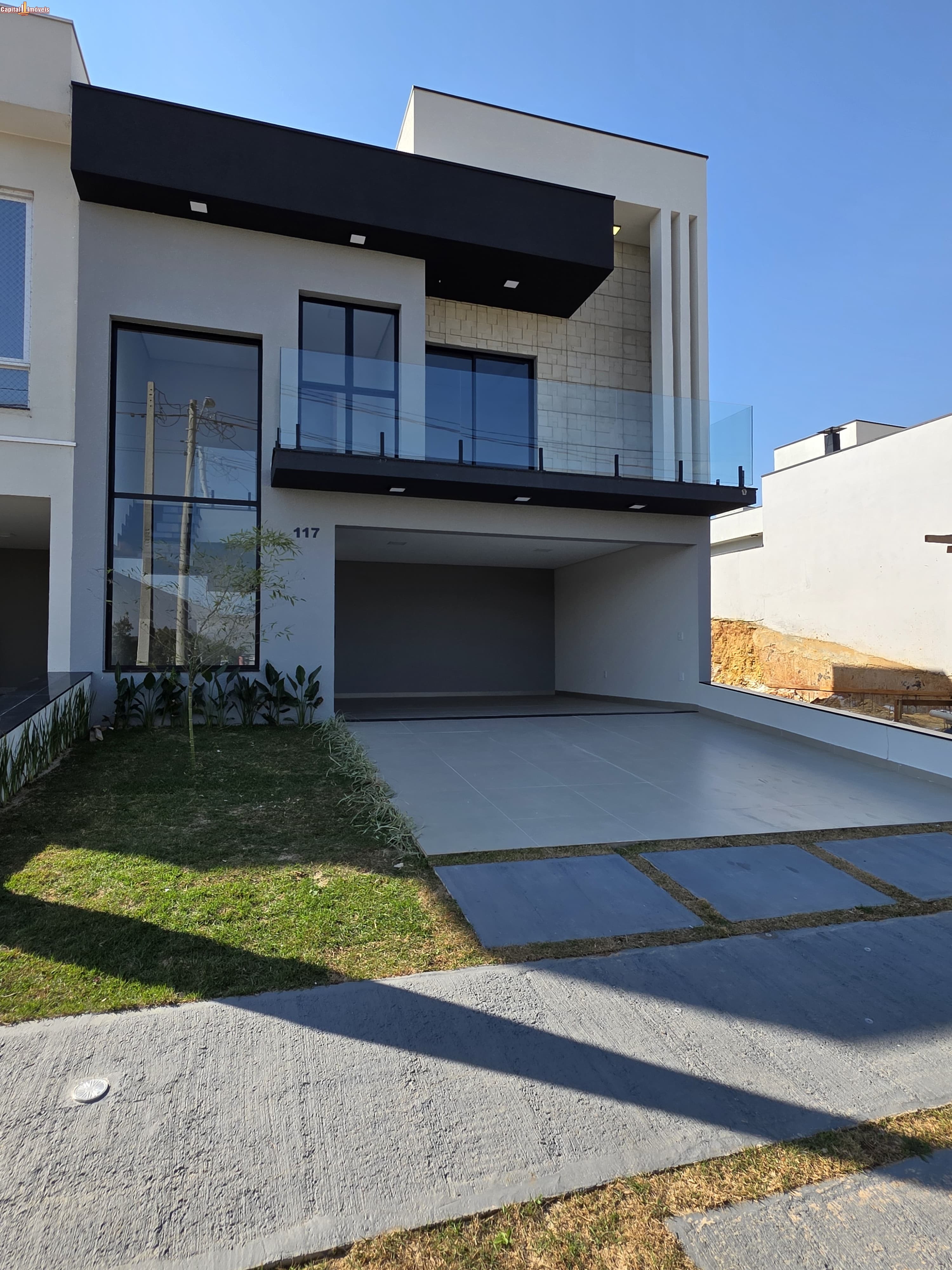 Casa, 3 quartos, 181 m² - Foto 1