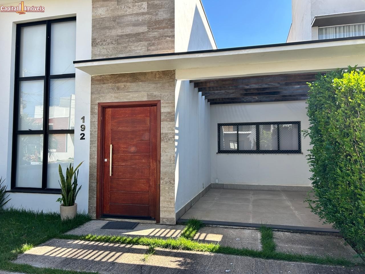 Casa, 3 quartos, 175 m² - Foto 1