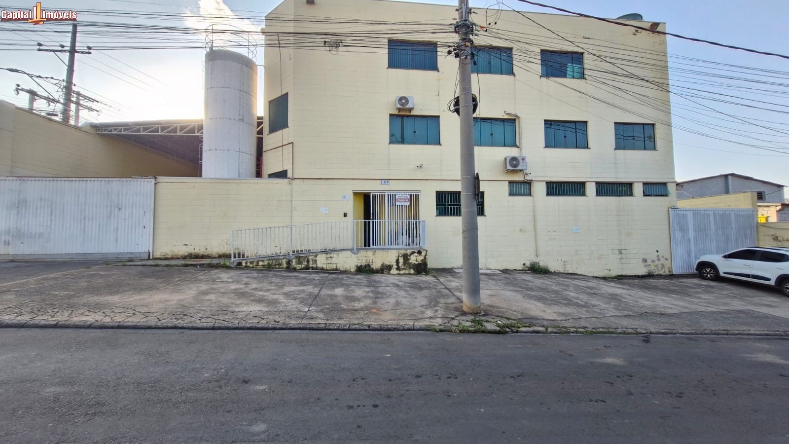 Depósito-Galpão, 978 m² - Foto 1