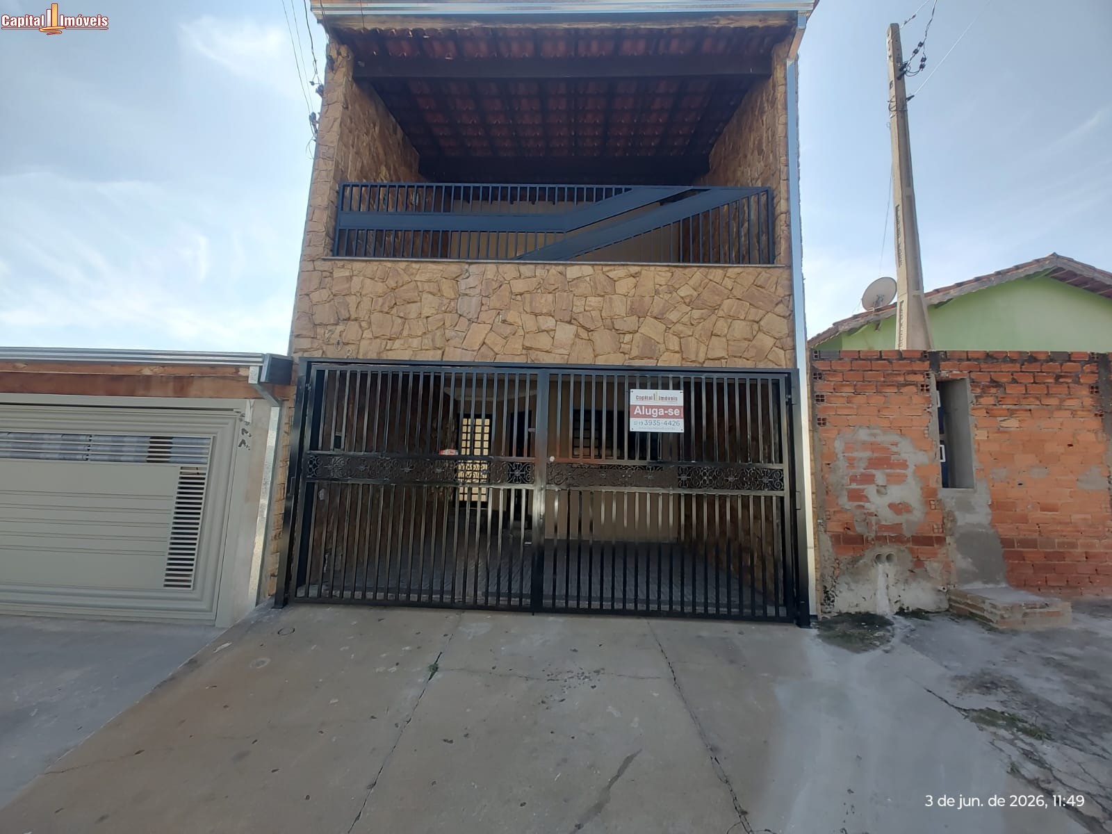 Casa, 3 quartos, 216 m² - Foto 1