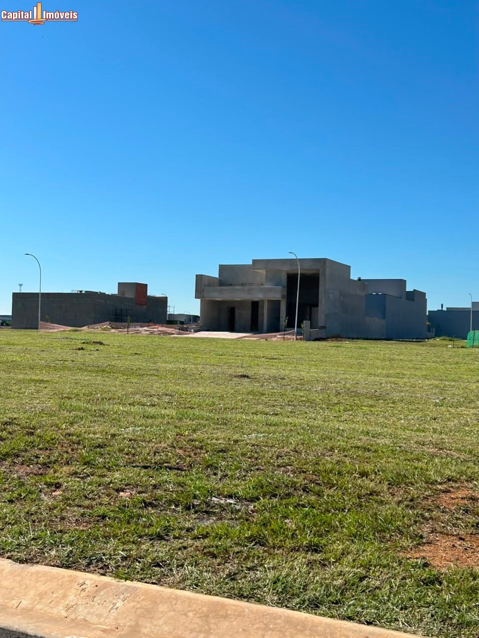 Terreno, 300 m² - Foto 1
