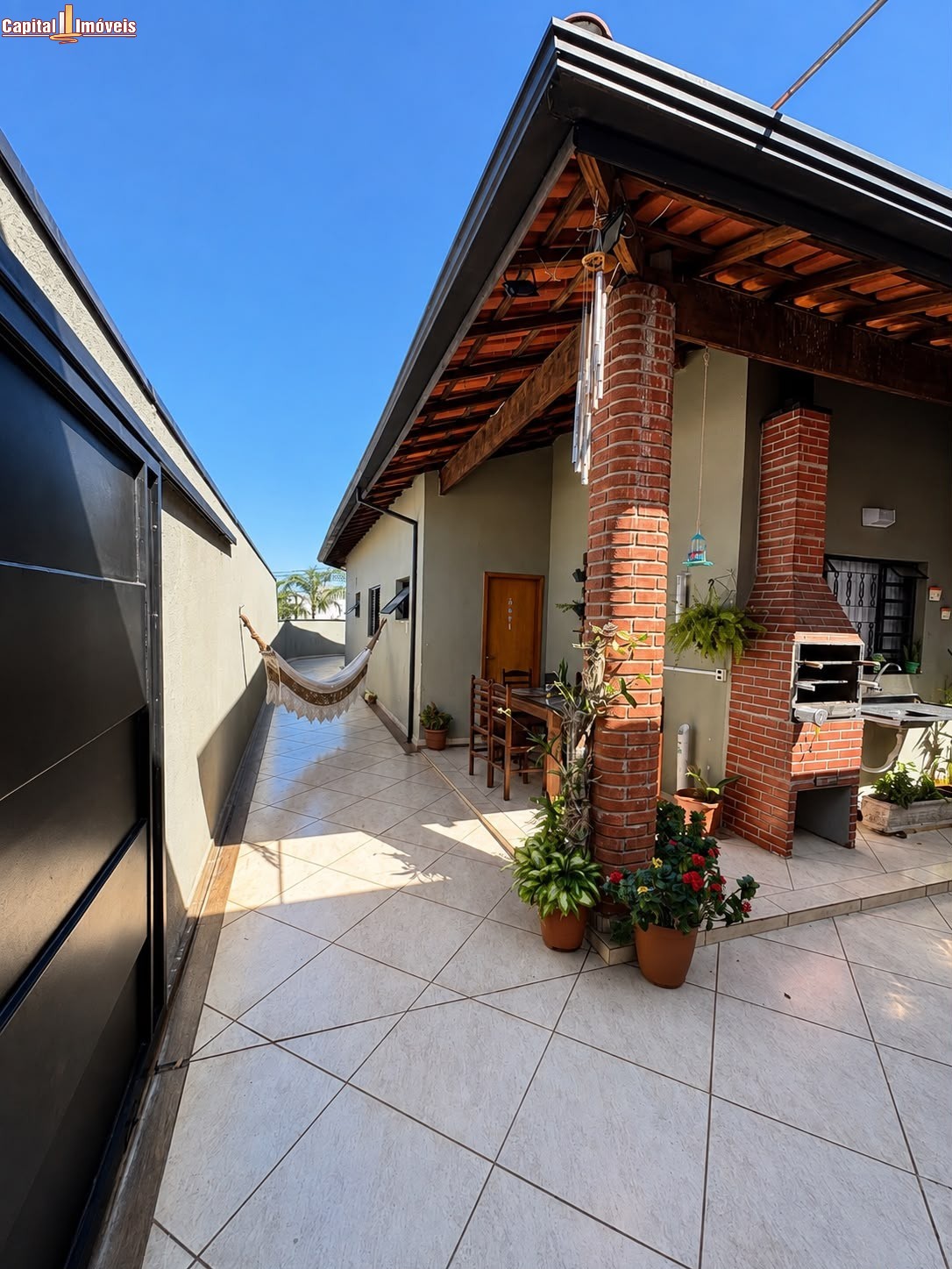 Casa, 4 quartos, 204 m² - Foto 1