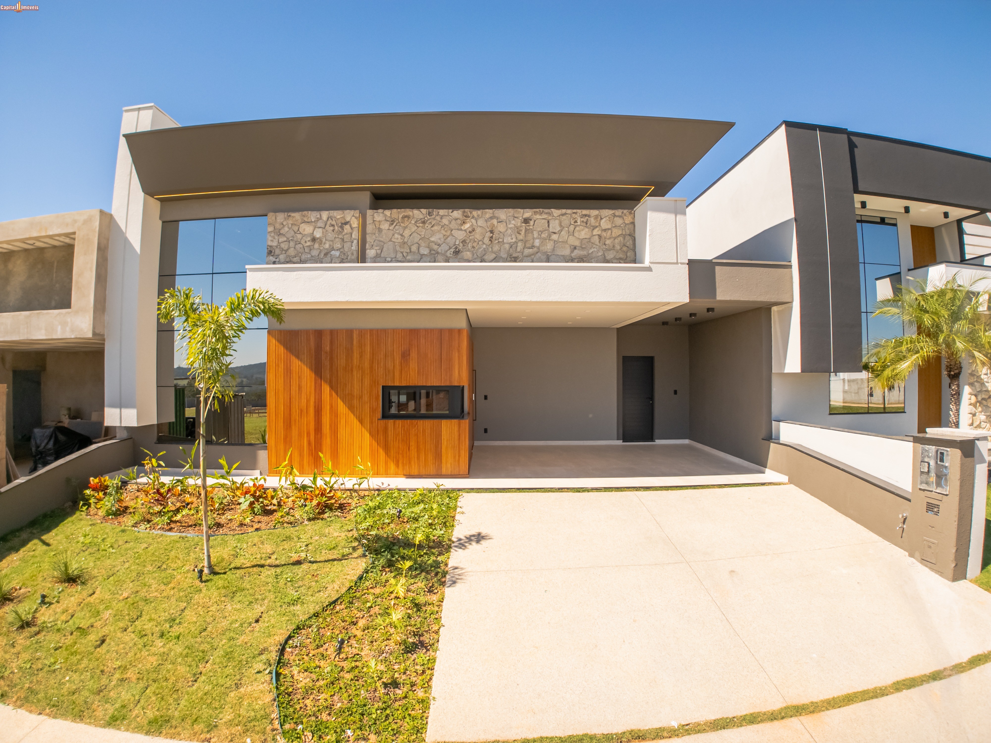 Casa, 3 quartos, 300 m² - Foto 1