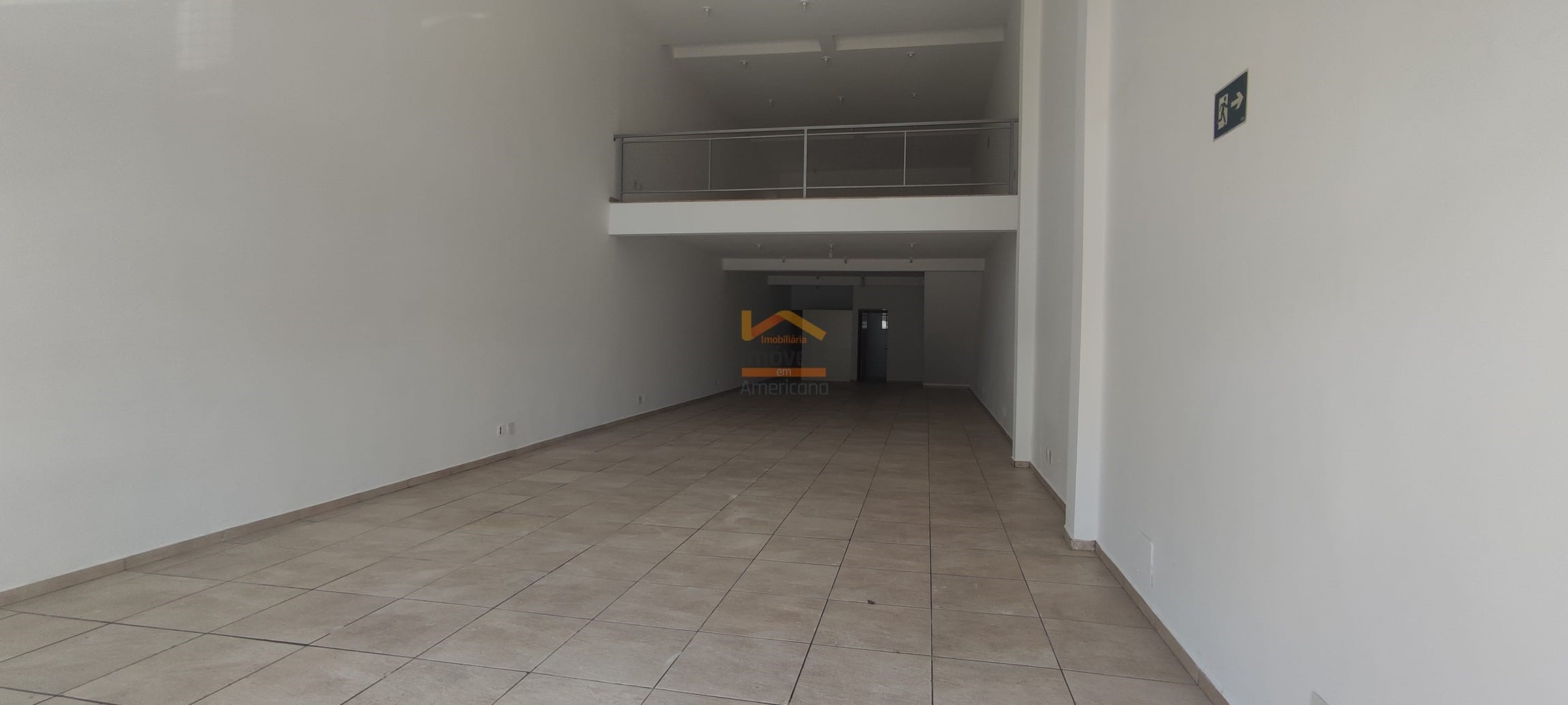 Loja-Salão, 227 m² - Foto 1