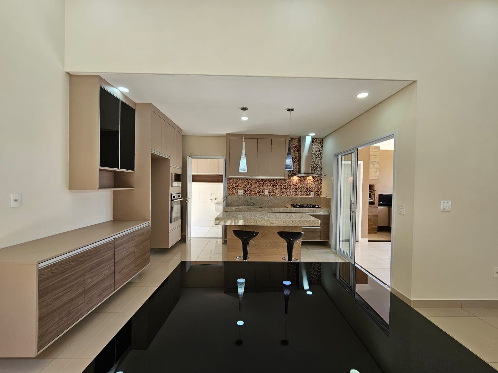 Casa à venda e aluguel com 3 quartos, 170m² - Foto 23