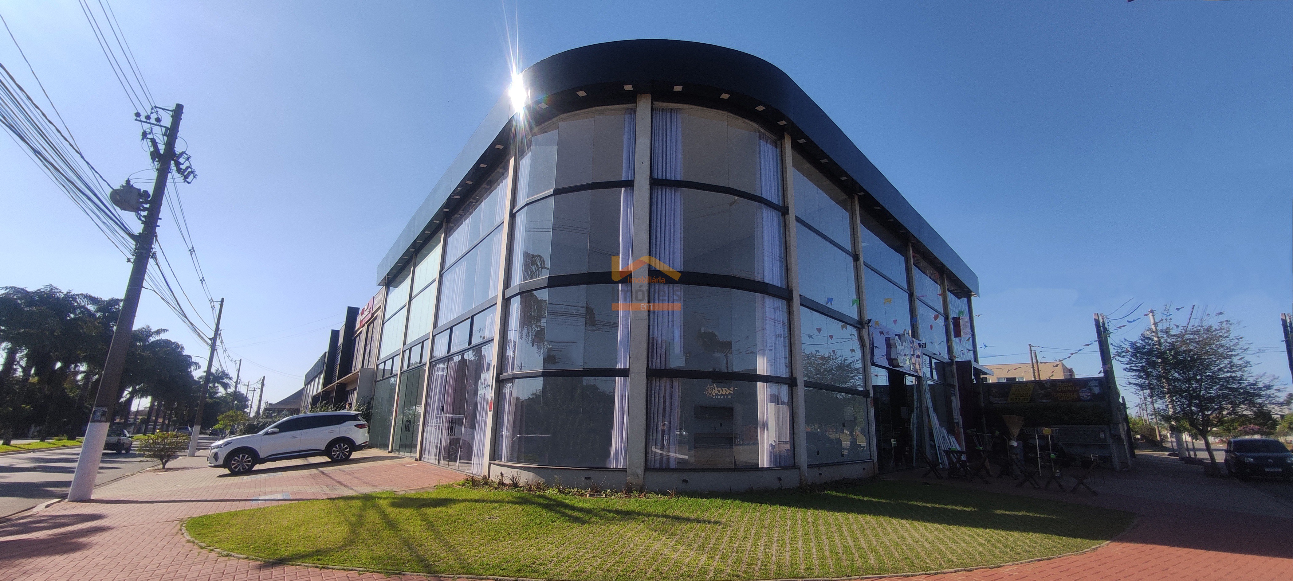 Loja-Salão, 200 m² - Foto 1