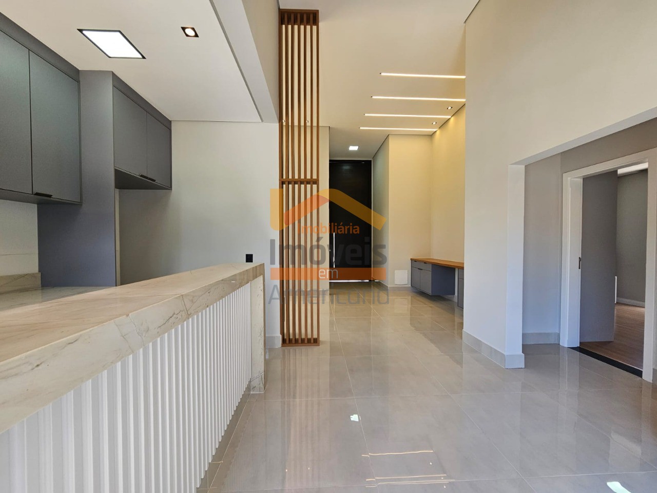 Casa de Condomínio à venda e aluguel com 3 quartos, 340m² - Foto 5