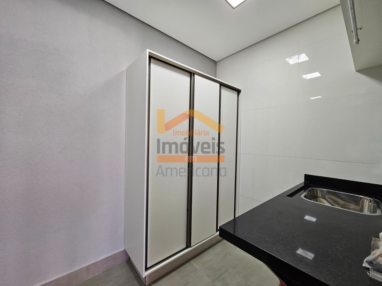 Casa de Condomínio à venda e aluguel com 3 quartos, 340m² - Foto 19