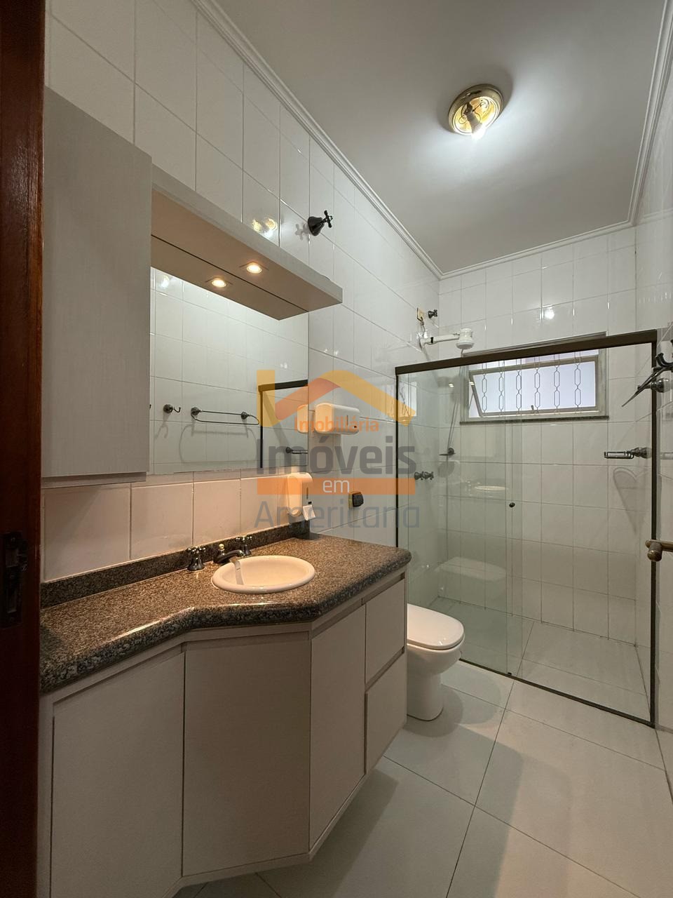 Casa para alugar com 4 quartos, 420m² - Foto 26