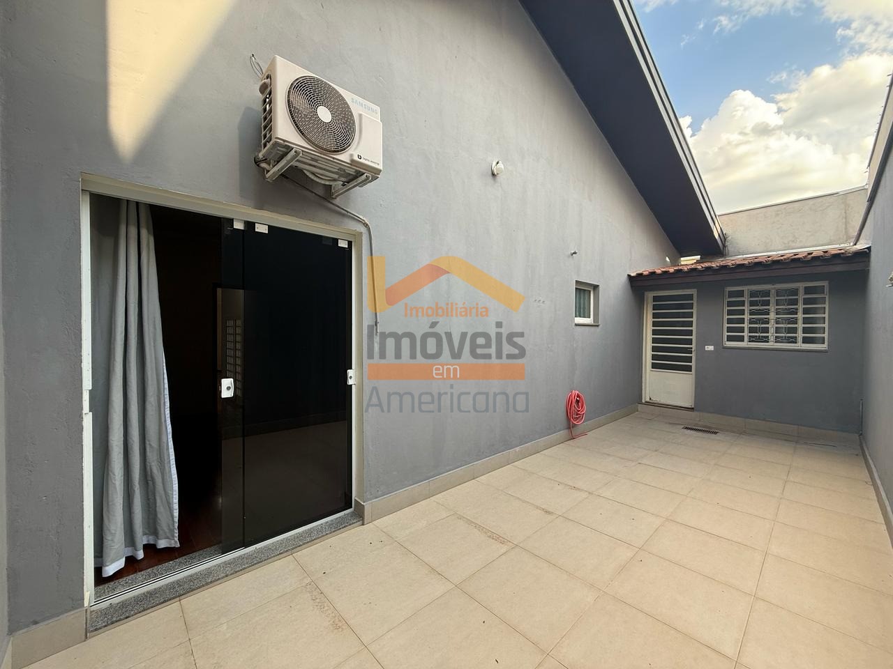 Casa para alugar com 4 quartos, 420m² - Foto 31