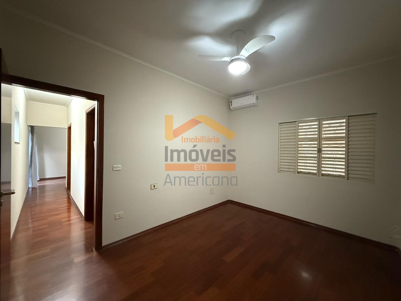 Casa para alugar com 4 quartos, 420m² - Foto 30