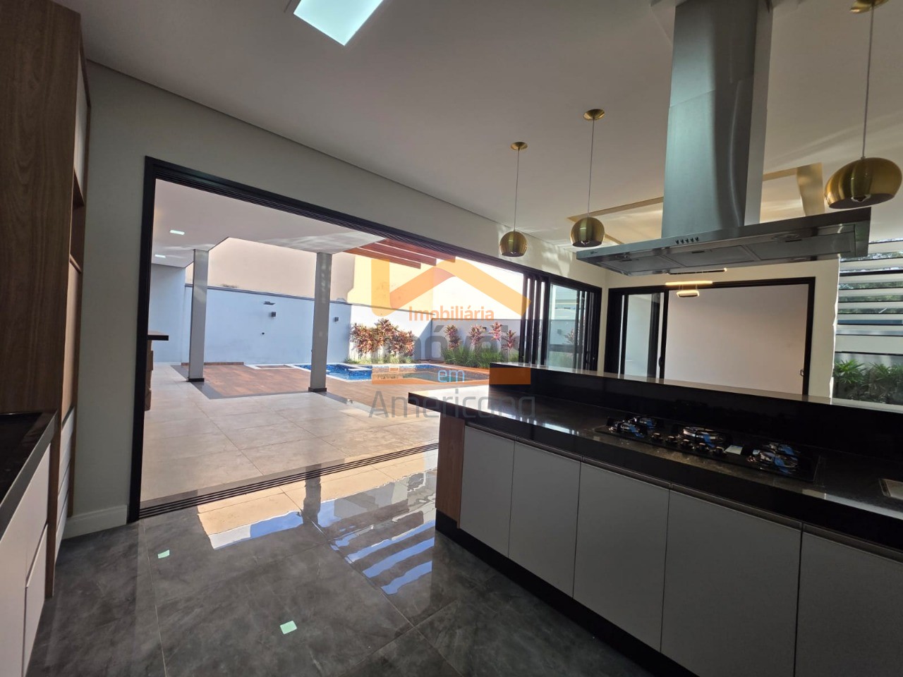 Casa de Condomínio à venda com 3 quartos, 289m² - Foto 10