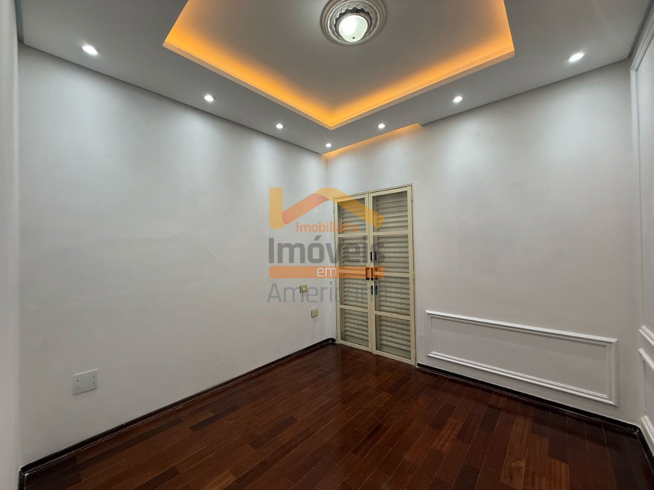 Casa para alugar com 4 quartos, 420m² - Foto 21