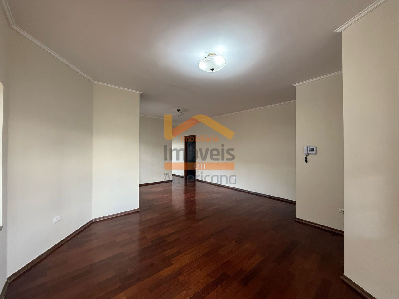 Casa para alugar com 4 quartos, 420m² - Foto 8