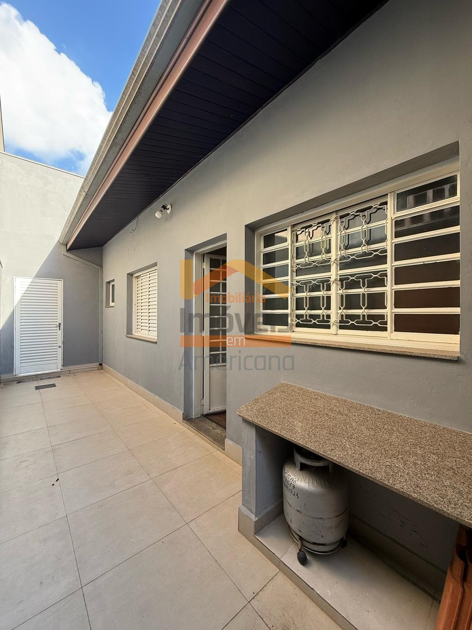 Casa para alugar com 4 quartos, 420m² - Foto 35