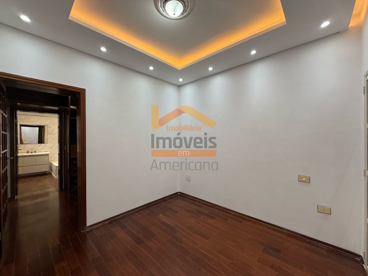Casa para alugar com 4 quartos, 420m² - Foto 37