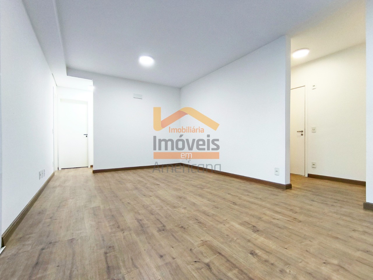 Apartamento para alugar com 3 quartos, 121m² - Foto 4