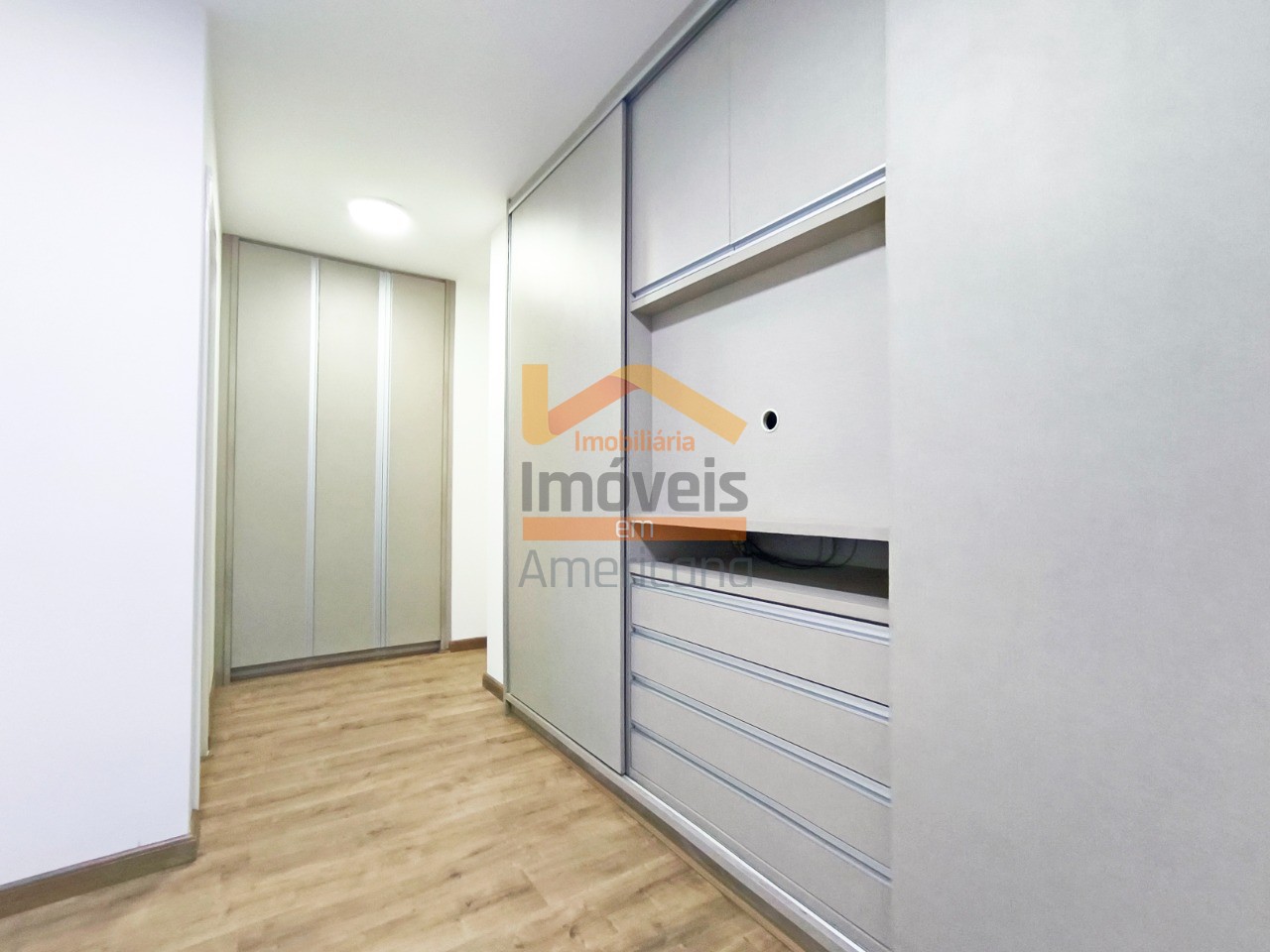 Apartamento para alugar com 3 quartos, 121m² - Foto 10